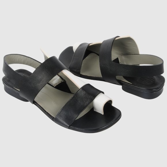 Ixos Black & White Handcrafted Leather Sandal - Picture 3 of 5